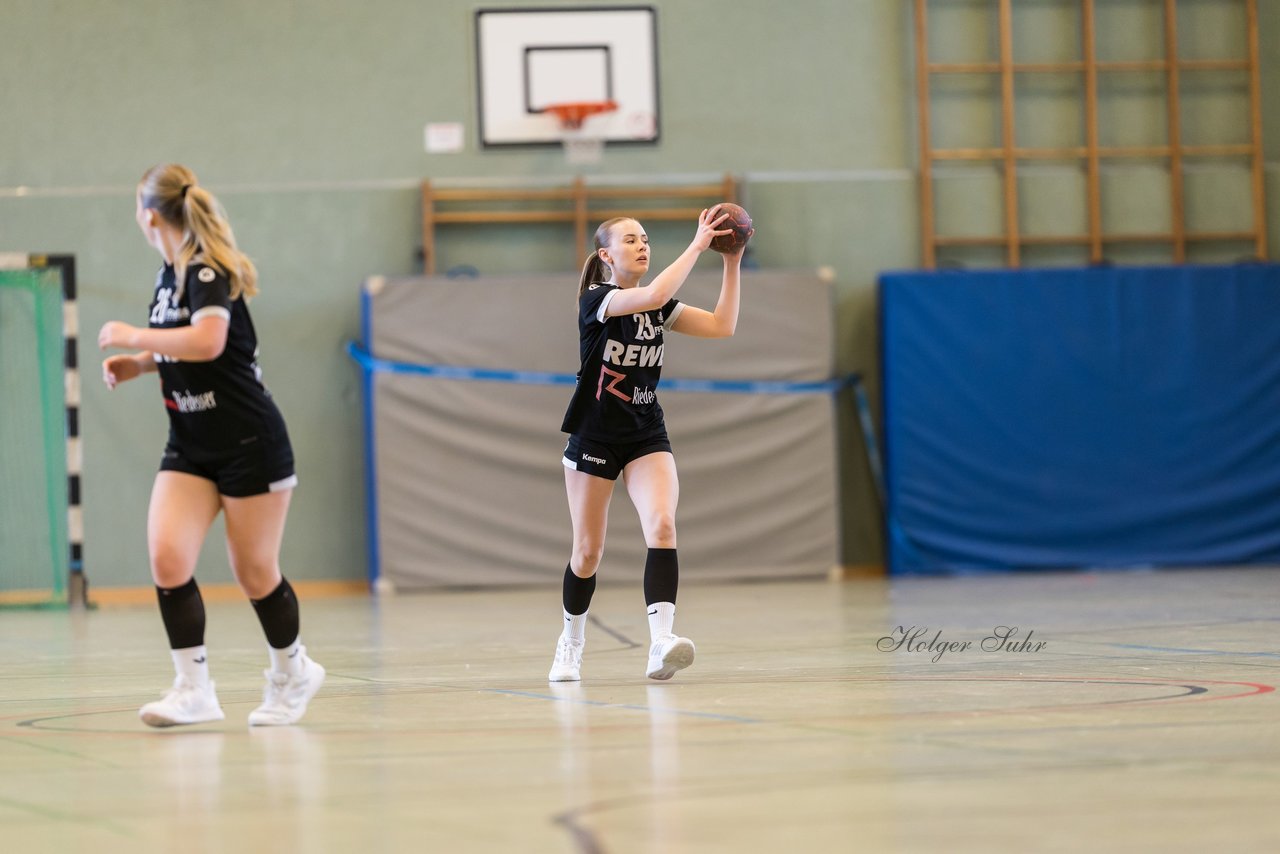 Bild 113 - wBJ SV Henstedt Ulzburg - Bramstedter TS : Ergebnis: 27:15